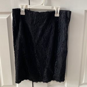 Vintage black lace skirt with zipper